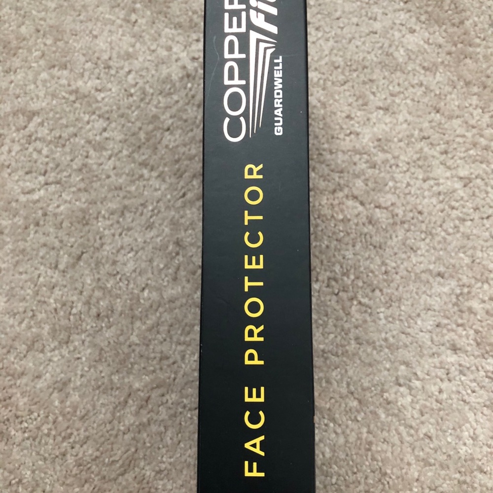 New In Box Men’s Face Protector - Picture 5 of 5